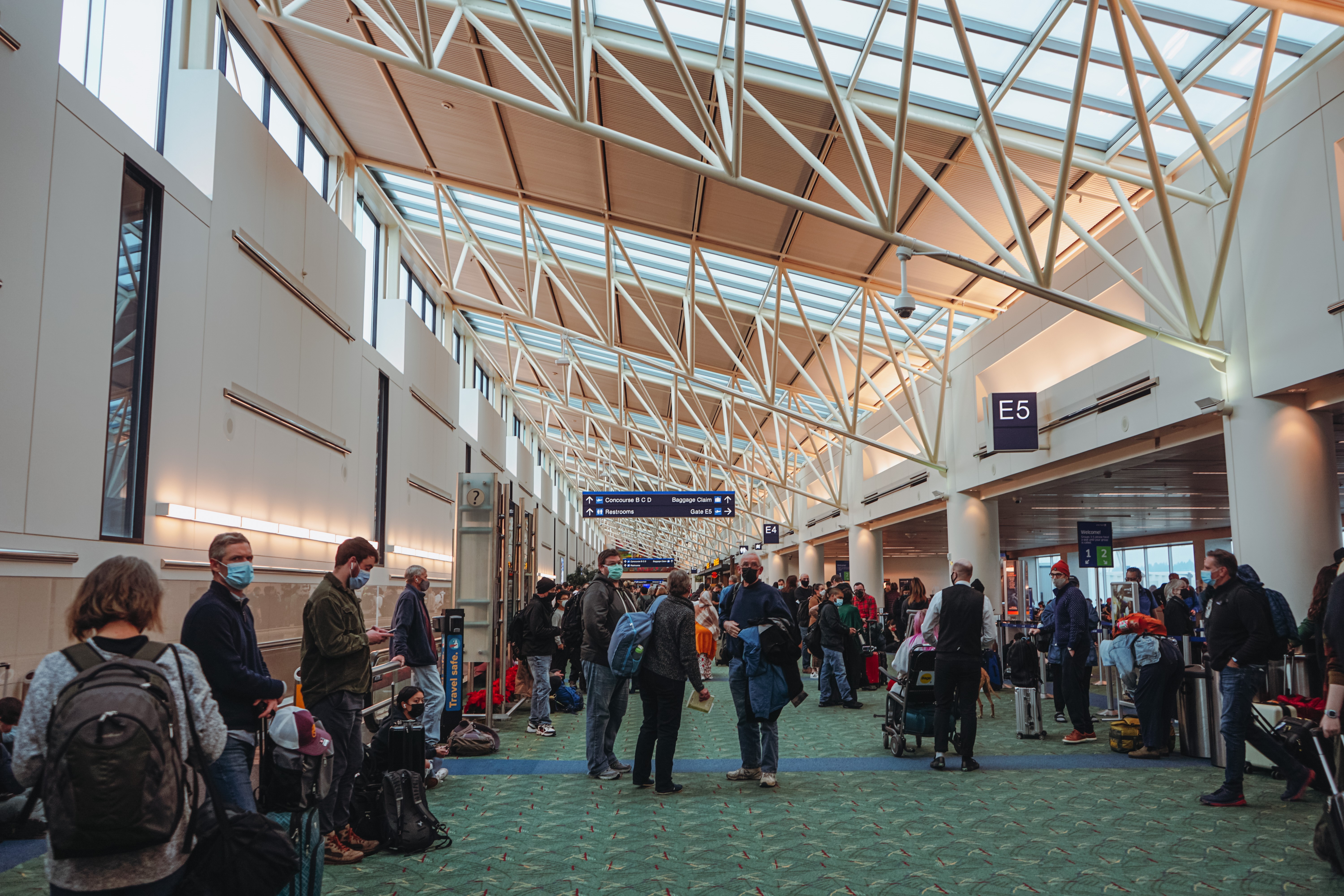 December Holiday Travel Happening Now at PDX 
